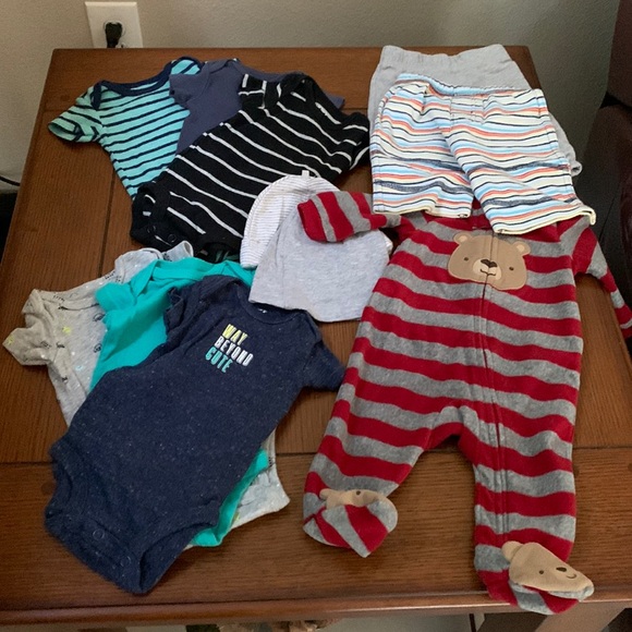 Baby boy newborn clothes bundle - Picture 2 of 2